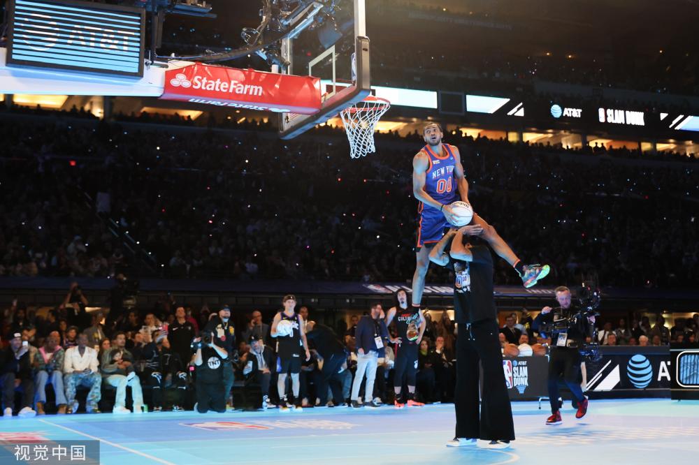 人员变动及 人员变动及